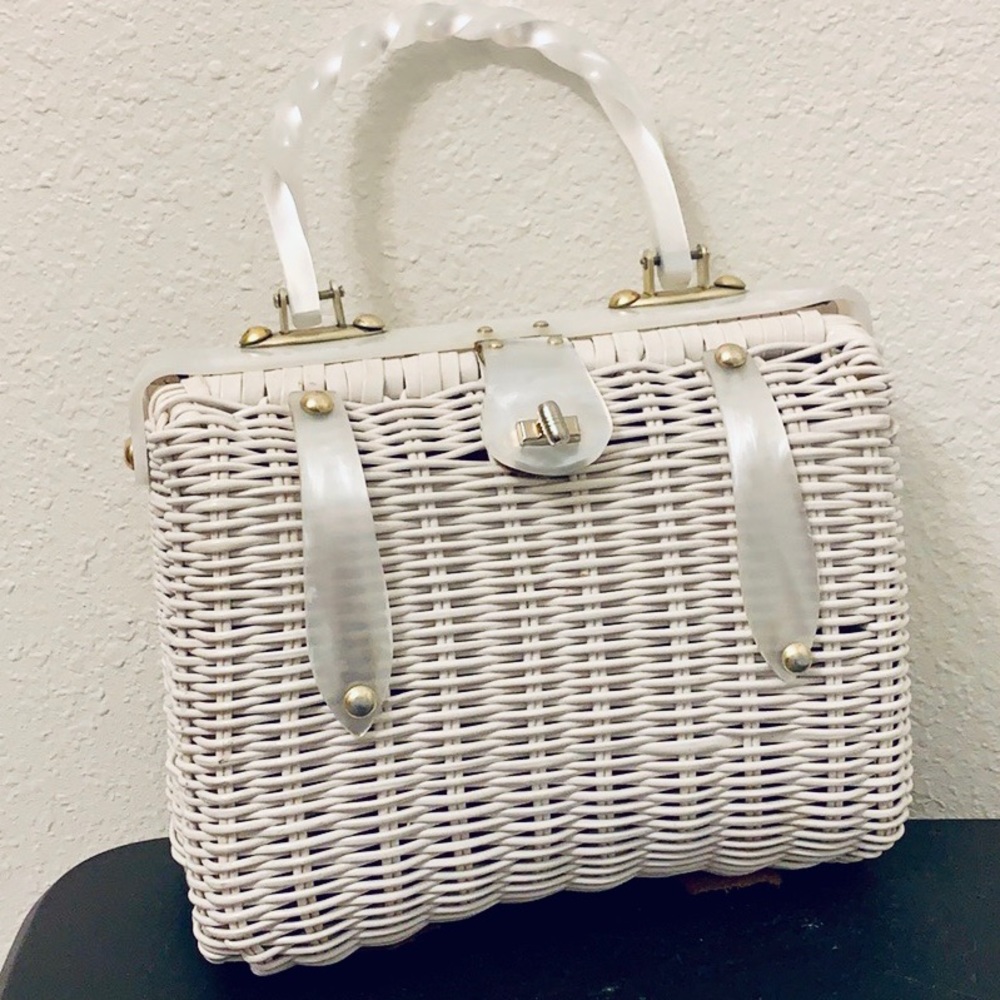 Vintage Plastic-coated wicker hand bag